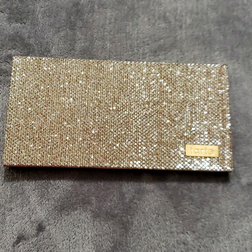 Tarte on the cuff blush palette